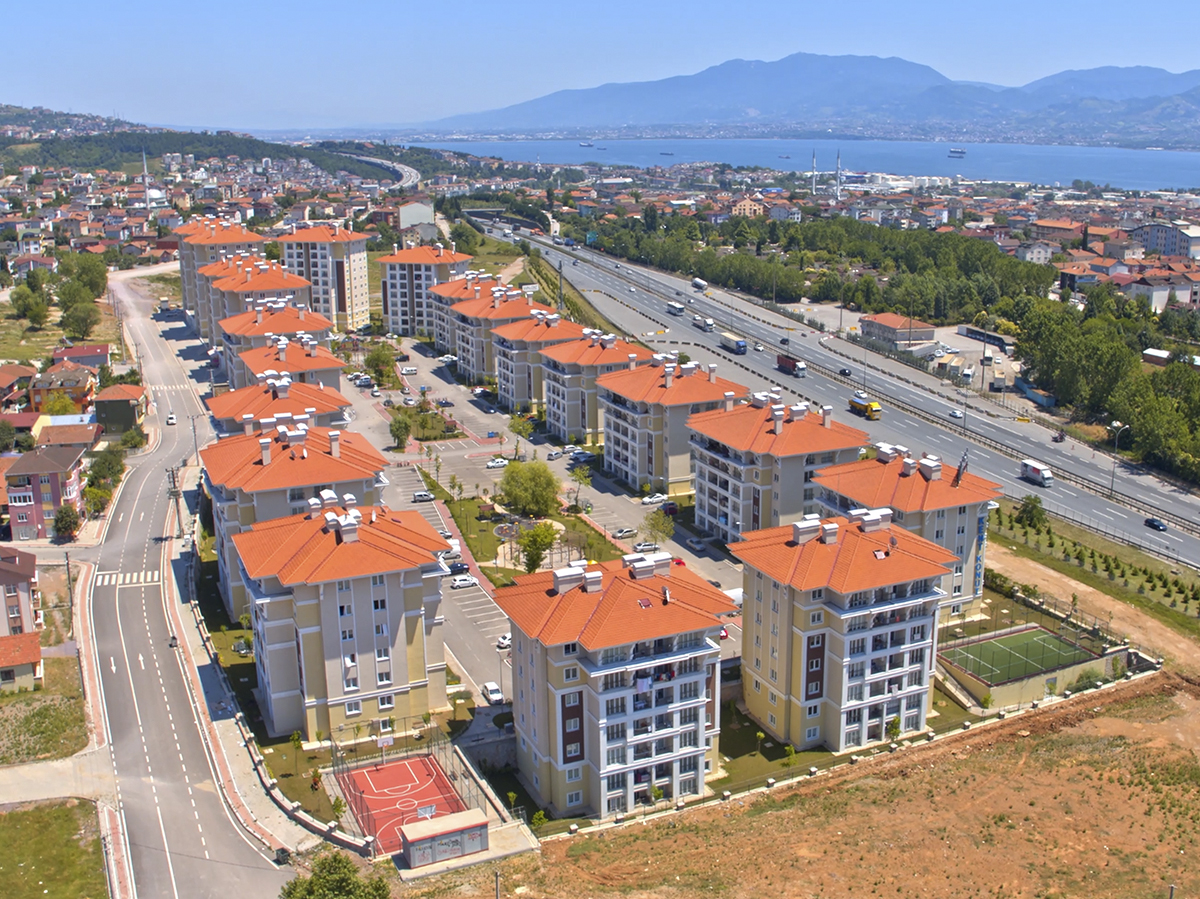DERİNCE ÇINARLIKENT KONUTLARI